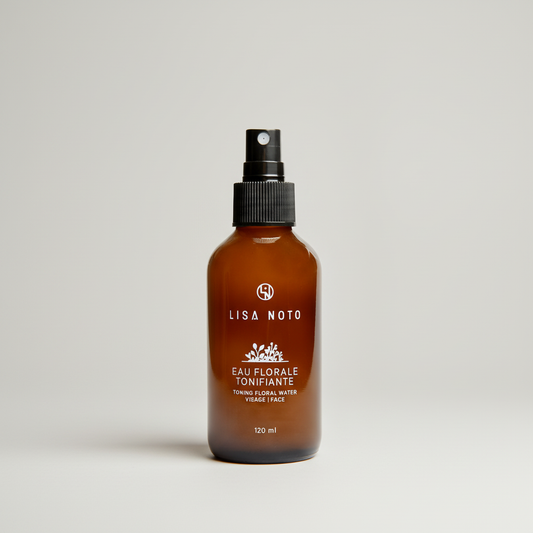 LISA NOTO’s Toning Floral Water, a delicate blend designed to hydrate, soothe, and refresh even the most sensitive and mature skin.